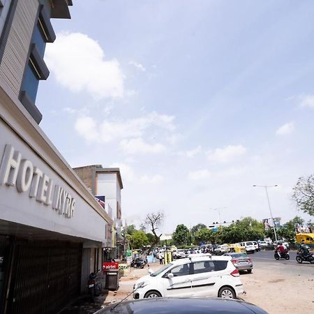 Hotel Kyra Airport Ahmedabad Extérieur photo